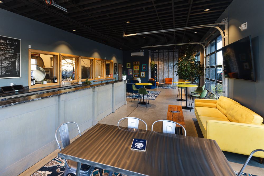 Two Vintners + Covington Cellars at The Vault Logo