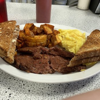 Bertha's Diner - Hash, toast, scrambled eggs & homies. - Diners Near Me - Buffalo, New York