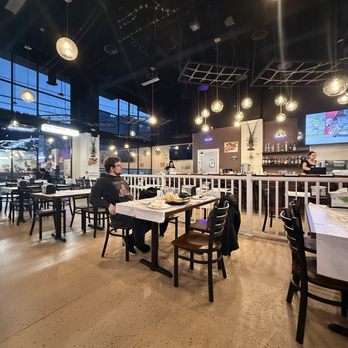 Crawfish Chef - Interior - Seafood Near Me - Seattle, Washington