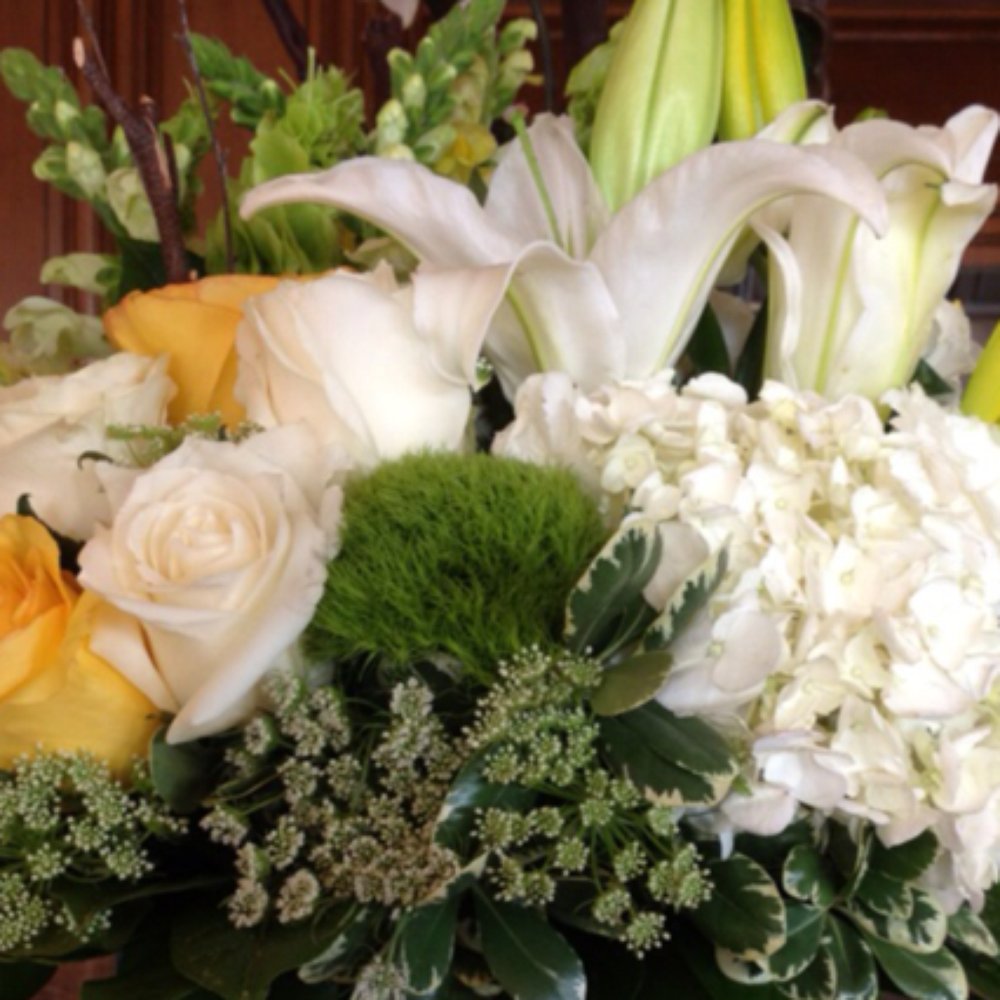 Brad Larsen Florals - What can you say......BEAUTIFUL! - Florists Near Me - Pasadena, California Brad Larsen Florals - What can you say......BEAUTIFUL! - Florists Near Me - Pasadena, California