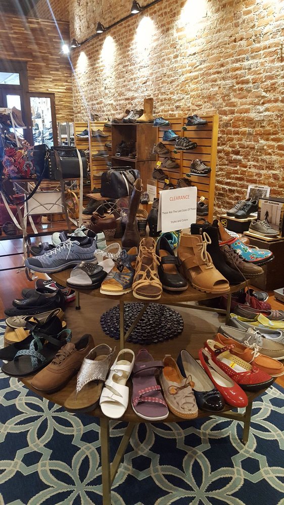 HERTZ SHOE STORE Updated September 2024 124 E Main St, Madison, Indiana Shoe Stores