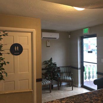 Florida Claims Resources - Public Adjusters Near Me - Hollywood, Florida