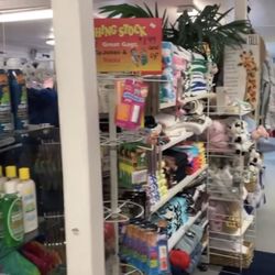 Beach Zero - Suntan lotion, snow globes, beach towels and blankets