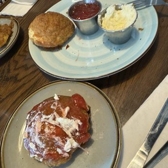South Kitchen & Spirits - Bourbon Sugar Butter Biscuits - Southern Near Me - Ponte Vedra, Florida South Kitchen & Spirits - Bourbon Sugar Butter Biscuits - Southern Near Me - Ponte Vedra, Florida