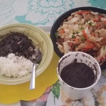 Batchoyan Ilonggo Restaurant - Sinuguan with steamed rice and pansit sotanghon. - Filipino Near Me - Camarillo, California Batchoyan Ilonggo Restaurant - Sinuguan with steamed rice and pansit sotanghon. - Filipino Near Me - Camarillo, California