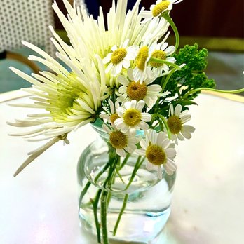 Coffee and Plants - Bud vase with flowers on neighboring table - Coffee & Tea Near Me - Pasadena, California