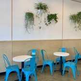 Foto de Louks Greek Baby Donuts - Downey, CA, Estados Unidos. Inside