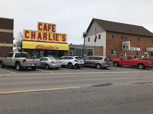 Charlie's Cafe by null