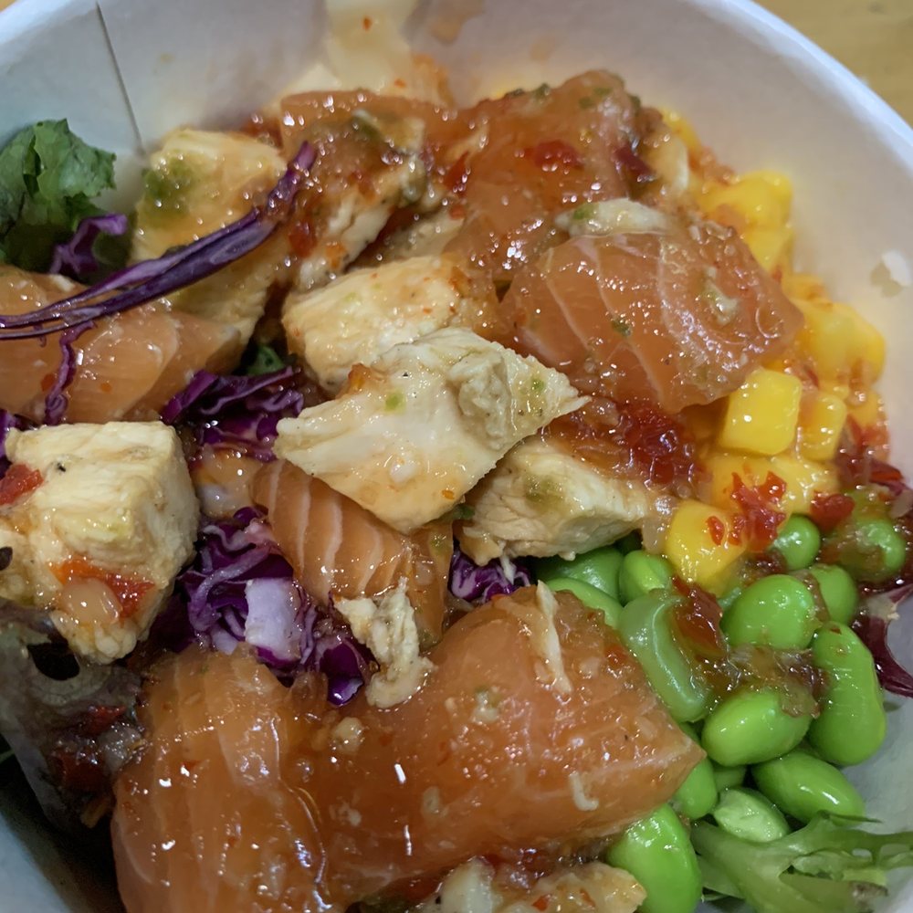 PokeDoke - Small poke bowl with salmon and chicken - Poke Near Me - St. Louis, Missouri