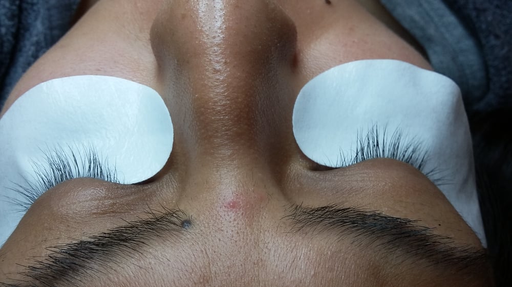 Dafna Topper Beauty & Spa Logo