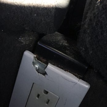 BoltBus - Broken outlets - Transportation Near Me - Washington, DC, District of Columbia