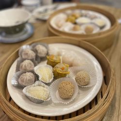 Golden Palace Buffet - D3 Dim Sum C for Four 4