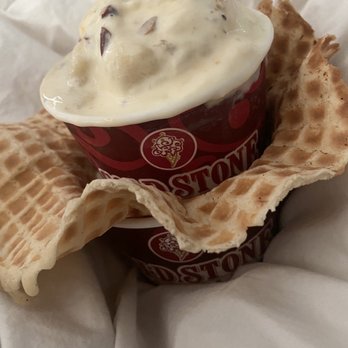 Cold Stone Creamery - Ice Cream & Frozen Yogurt Near Me - Elk Grove, California Cold Stone Creamery - Ice Cream & Frozen Yogurt Near Me - Elk Grove, California