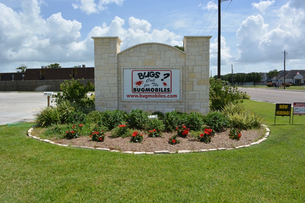 BUGMOBILES PEST & TERMITE Updated August 2024 2304 E Mockingbird Ln