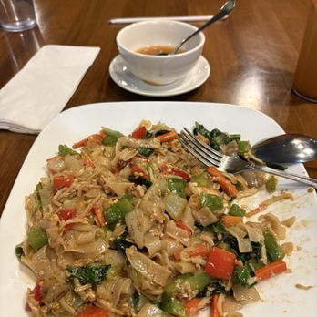 Thai Rose Restaurant - Thai Near Me - Auburn Hills, Michigan Thai Rose Restaurant - Thai Near Me - Auburn Hills, Michigan