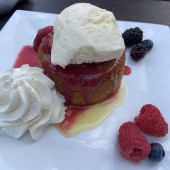 Fletcher's - Butter cake - New American Near Me - Park City, Utah