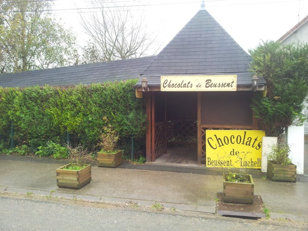 CHOCOLATERIE DE BEUSSENT LACHELLE 66 route Desvers, Beussent, PasdeCalais, France