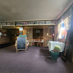 Kente's - Inside