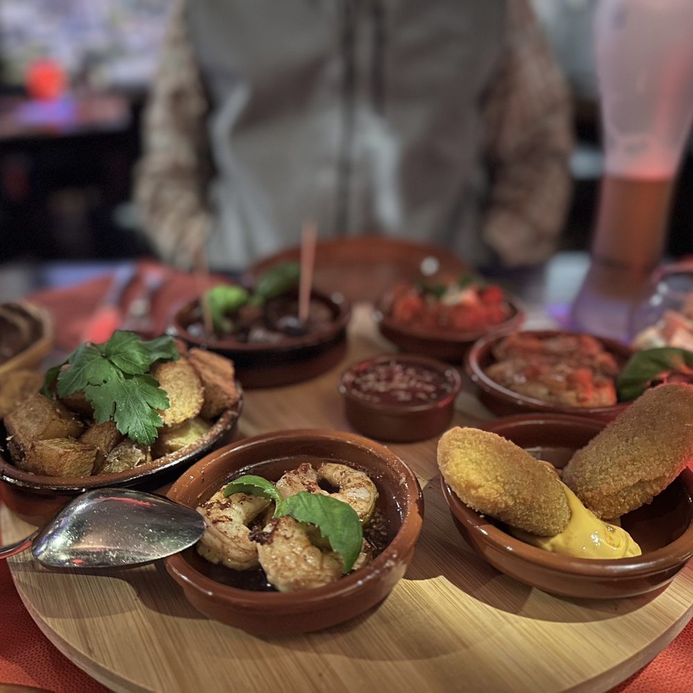 The Best 10 Tapas Bars near Hotel Burg Schwarzenstein in Geisenheim, Hessen  - Yelp, image size:1000x1000