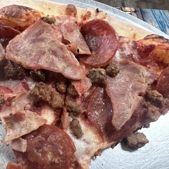 Grinders Pizza Lounge - Pizza Near Me - Las Vegas, Nevada Grinders Pizza Lounge - Pizza Near Me - Las Vegas, Nevada