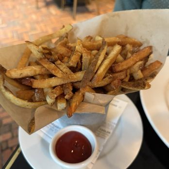 Artisan Restaurant - Fries - Breakfast & Brunch Near Me - West Hartford, Connecticut Artisan Restaurant - Fries - Breakfast & Brunch Near Me - West Hartford, Connecticut