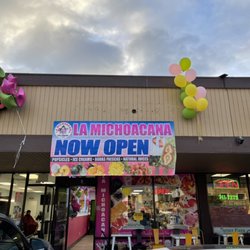 Now open! Come by and visit us for a great experience, snacks, and most importantly delicious home made ice cream!