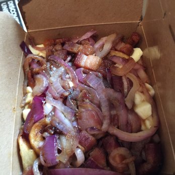Frite Alors! - Le cochonne! - Fast Food Near Me - Quebec City, Quebec Frite Alors! - Le cochonne! - Fast Food Near Me - Quebec City, Quebec