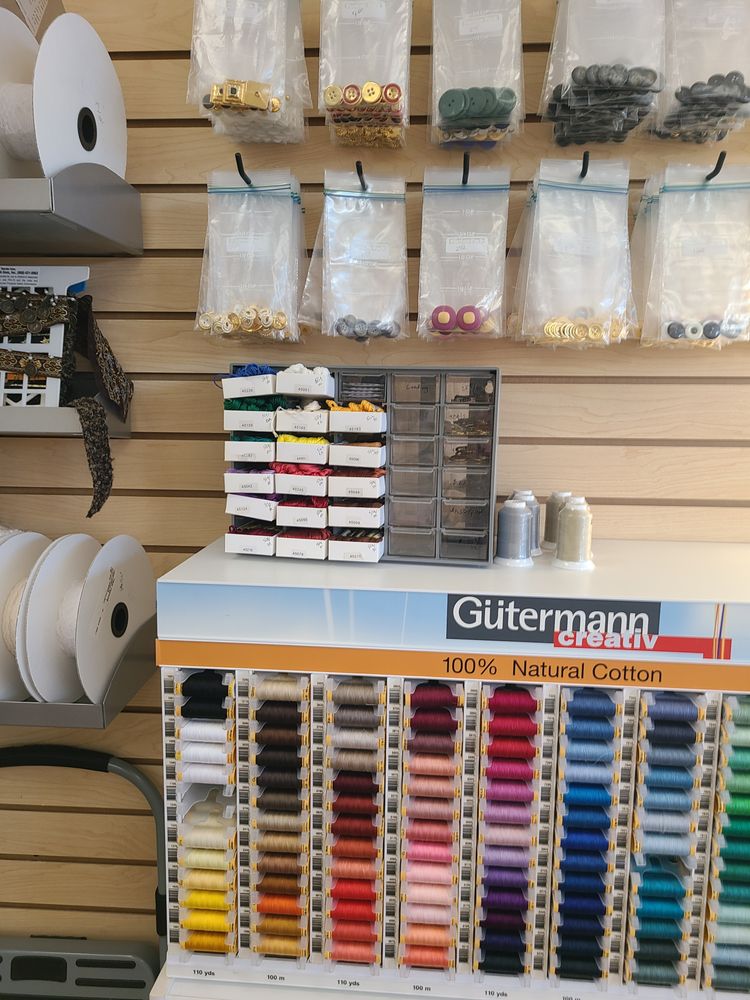 NOB HILL FABRICS Updated October 2024 13 Photos & 10 Reviews 4401