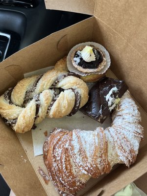 Caputo Italian Pastry Shoppe by null