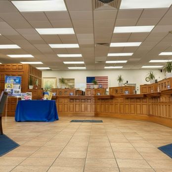Montecito Bank & Trust - Interior - Banks & Credit Unions Near Me - Carpinteria, California