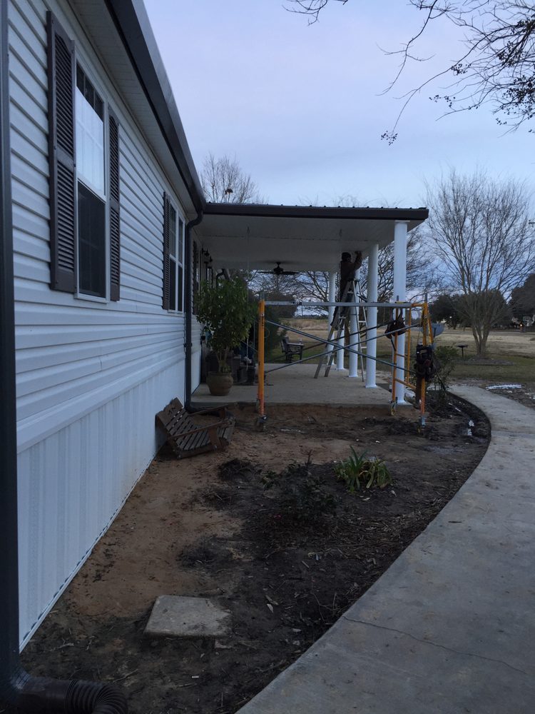 Slide of J&M Home Improvements