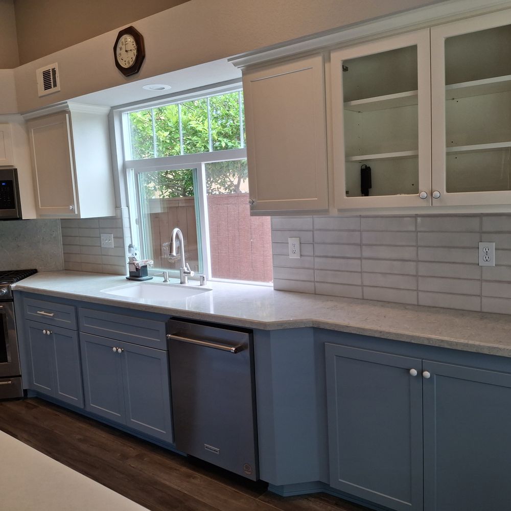 OC Kitchen Designs - Upper cabinets creamy with a couple glass doors for interest. - Cabinetry Near Me - Laguna Hills, California OC Kitchen Designs - Upper cabinets creamy with a couple glass doors for interest. - Cabinetry Near Me - Laguna Hills, California
