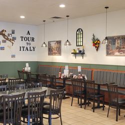 Vinny's Italian Grill And Pizzeria - Clean