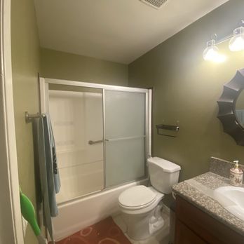 Most Valuable Restoration - bathroom before reno - Flooring Near Me