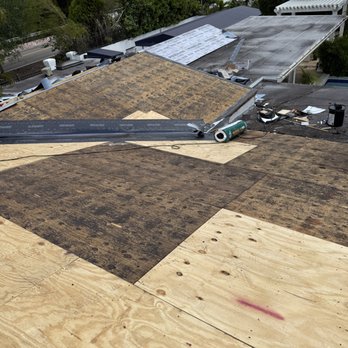Green Home Roofing - Replacing rotten wood with new plywood. - Roofing Near Me Green Home Roofing - Replacing rotten wood with new plywood. - Roofing Near Me