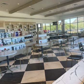 Zingara - Clean space with brite fixtures. - Italian Near Me - Scottsdale, Arizona Zingara - Clean space with brite fixtures. - Italian Near Me - Scottsdale, Arizona
