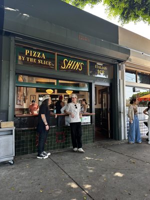 Shins Pizza by null