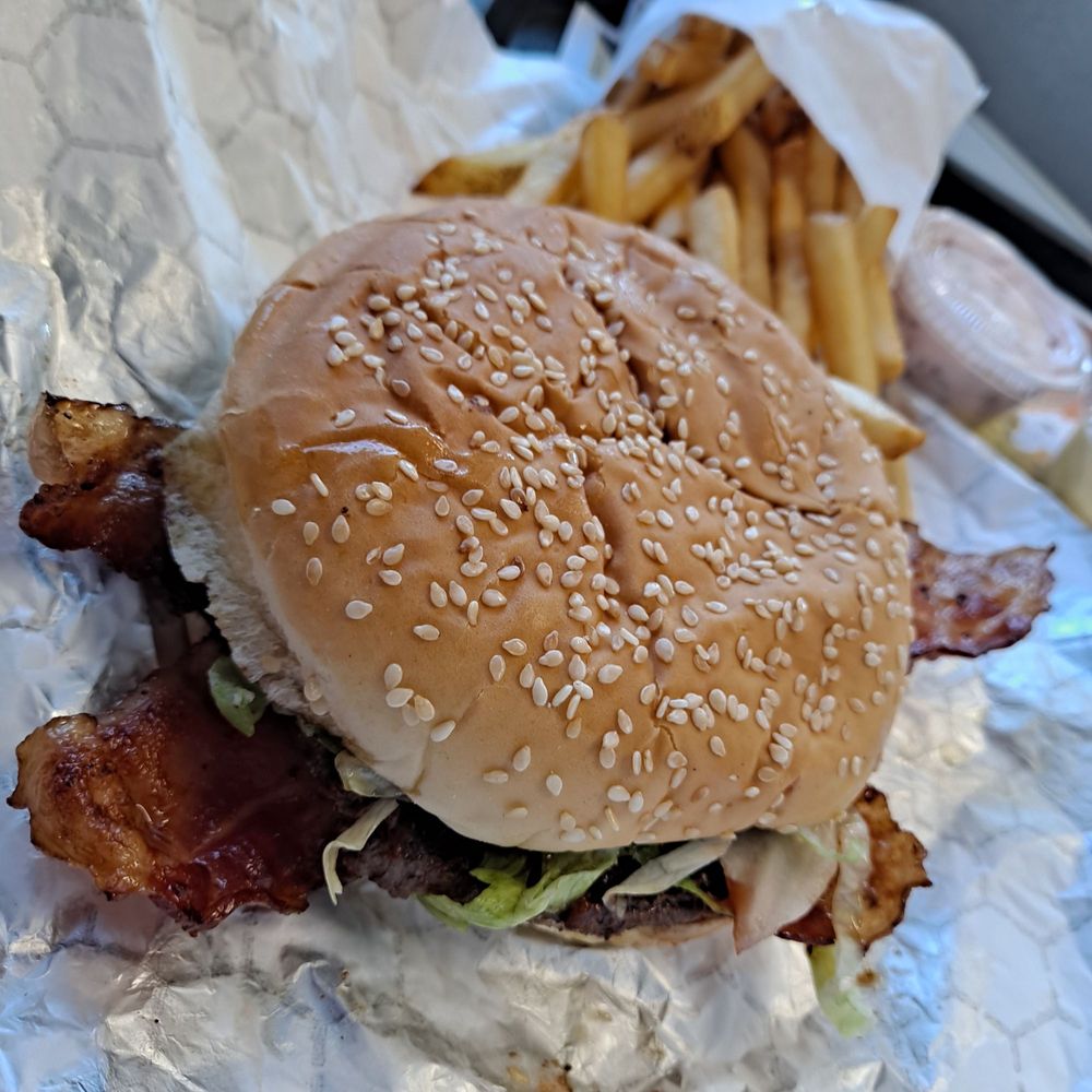 MIKIE’S - Updated October 2025 - 173 Photos & 314 Reviews - 4532 ...