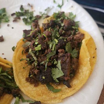 Tacos Y Más - Tacos Near Me - Riverside, California