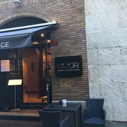 Noor - thier price for the shisha is 25 EUR and that is violeting thier prices on the menu bad place and bad access not coming back again
