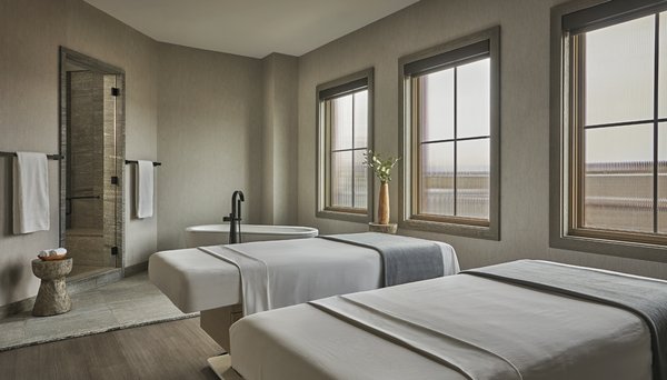 Spa Montage Big Sky by null