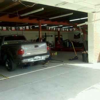 Pittstop Auto Care - Very clean shop space. - Tires Near Me - El Segundo, California Pittstop Auto Care - Very clean shop space. - Tires Near Me - El Segundo, California