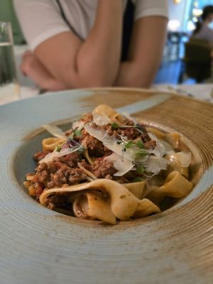 Ella Dine + Drinks by null