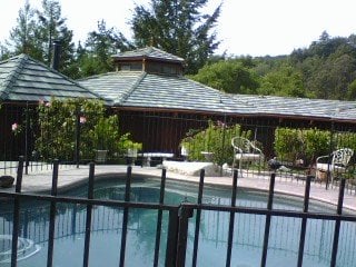 Mountain Massage and Retreat Logo
