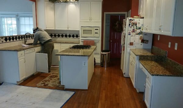 Thinking Of Granite Logo