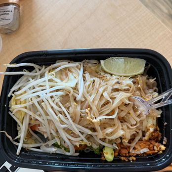 Sriracha Thai Cuisine - Thai Near Me - San Francisco, California