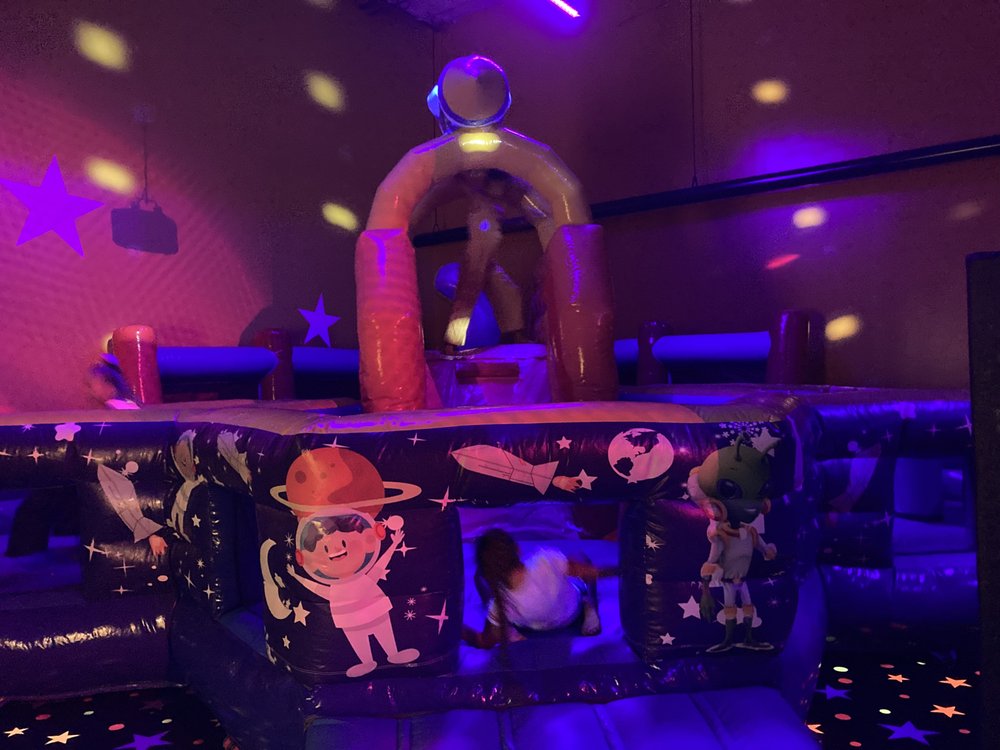 Zero Gravity Jump Zone, Houston Roadtrippers