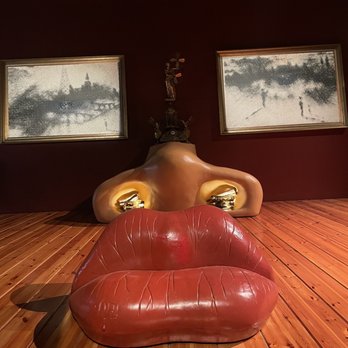 Teatre-Museu Dalí - Inside museum - Museums Near Me - Figueres, GI
