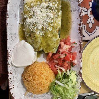 El Huipil - Calabacitas (stuffed zucchini w/diced veggies and cheese, sides: sour cream, rice, unpictured black beans) - Mexican Near Me - Maynard, Massachusetts