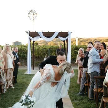 Zaca Mesa Winery - Wineries Near Me - Los Olivos, California